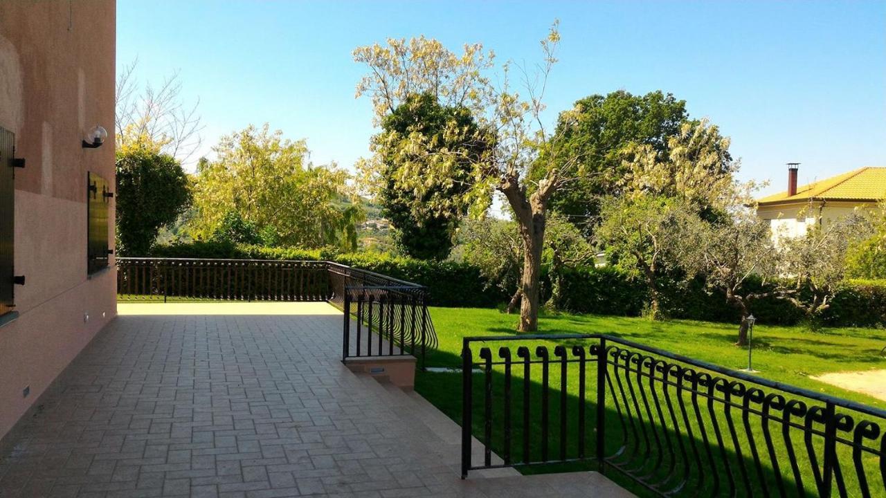 Chalet Delle Rose Saludecio Екстериор снимка
